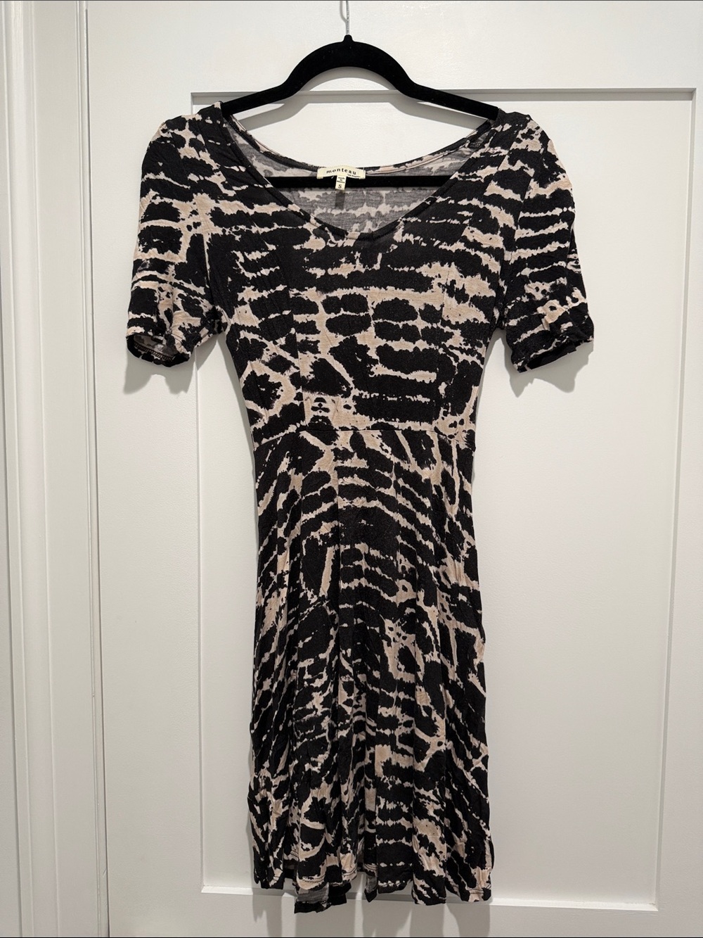 Monteau Black and Cream Tie-Dye V-Neck Mini Dress